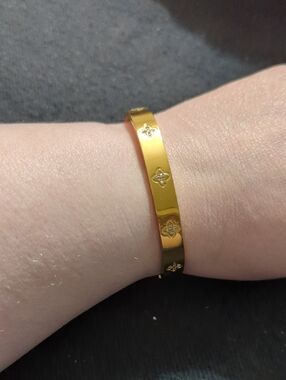 Gold Tone Clear Rhinestone Hinged Cuff Bangle Statement Bracelet